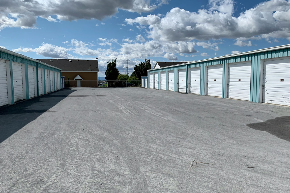 Top Considerations When Purchasing a Self-Storage Unit